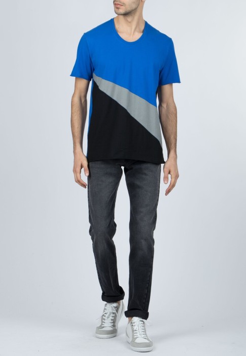 футболка  из италии вид сбоку