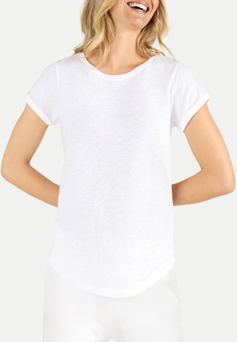 футболка  от бренда juvia вид слева