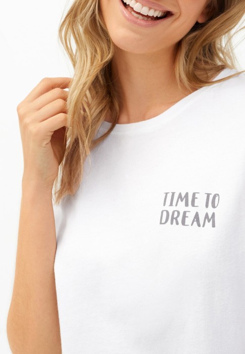 Товар белого цвета с внутренней стороны