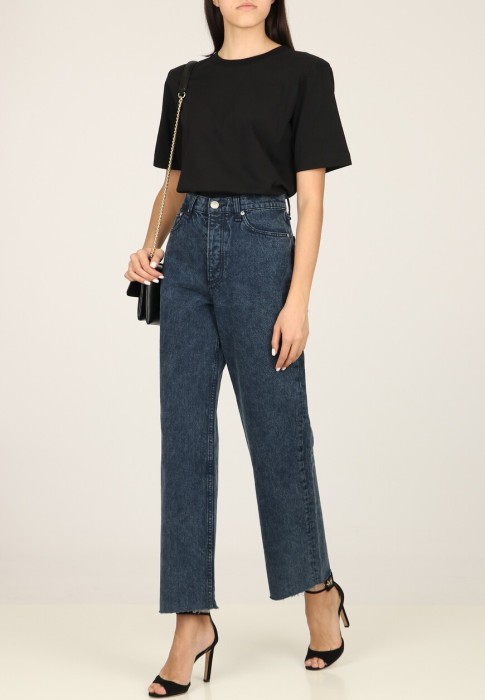 футболка  из италии вид сбоку