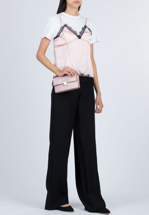 футболка  из италии вид сбоку