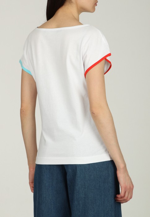 футболка  из франции вид сбоку