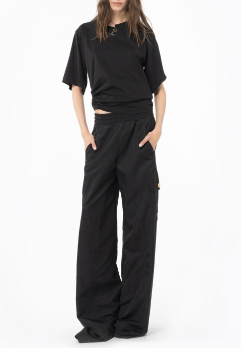 футболка  от бренда pinko вид слева