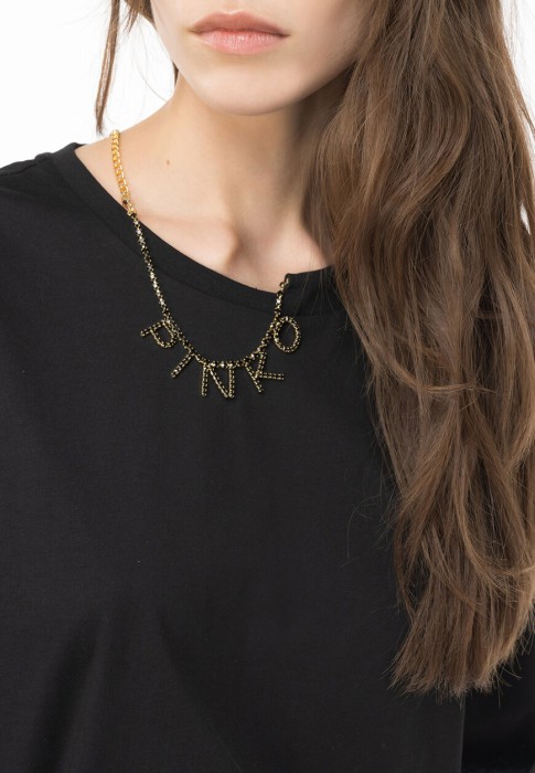 футболка  из проверенных материалов спереди