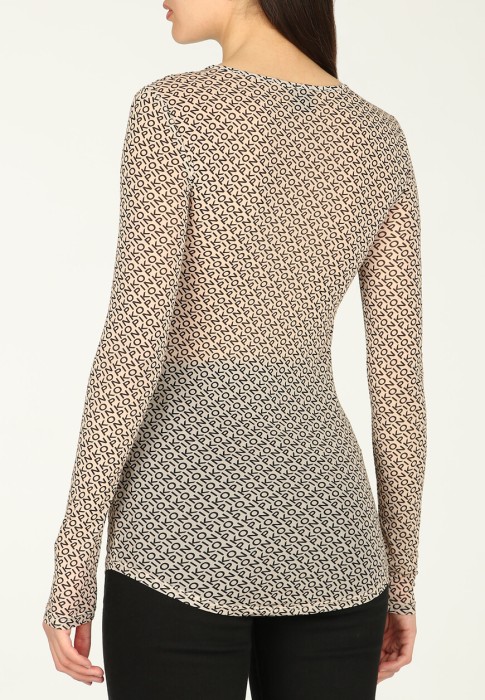 футболка  из проверенных материалов спереди