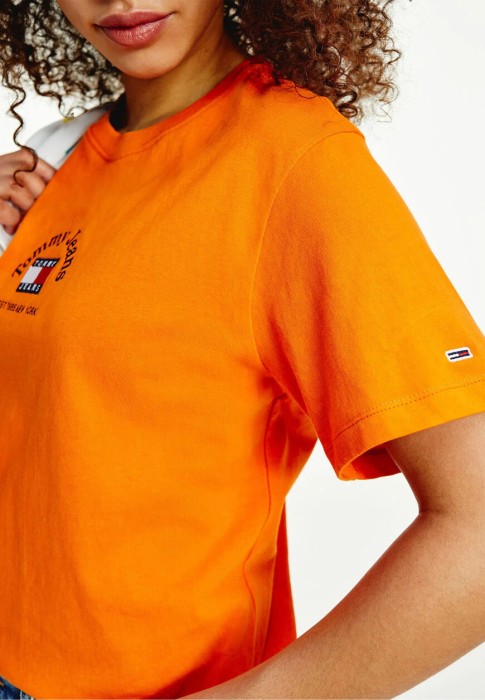 Товар оранжевого цвета с внутренней стороны