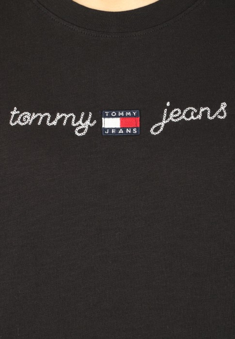 Товар черного цвета с внутренней стороны