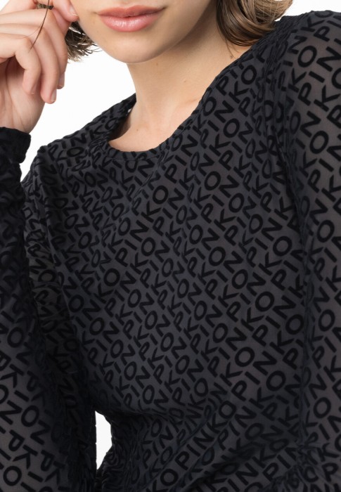 футболка  из проверенных материалов спереди