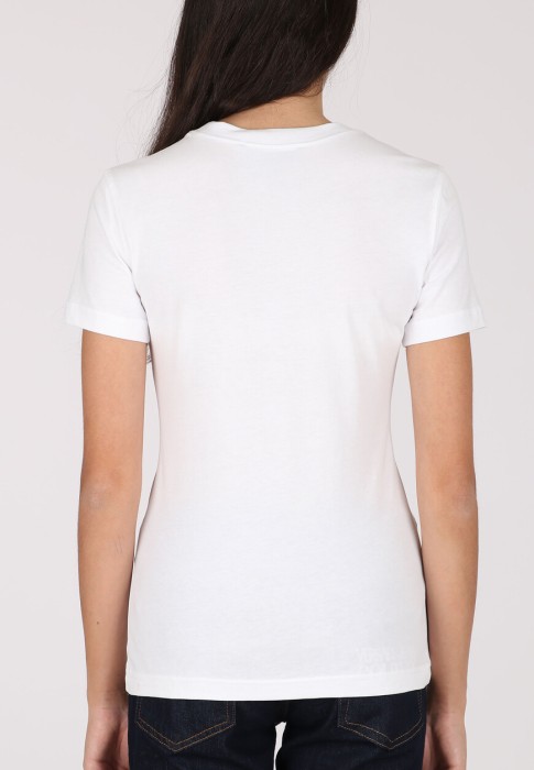 Товар белого цвета с внутренней стороны