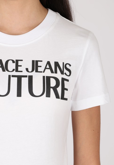 футболка  из проверенных материалов спереди