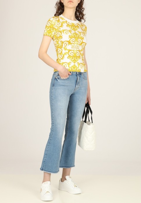 футболка  от бренда versace jeans couture вид слева