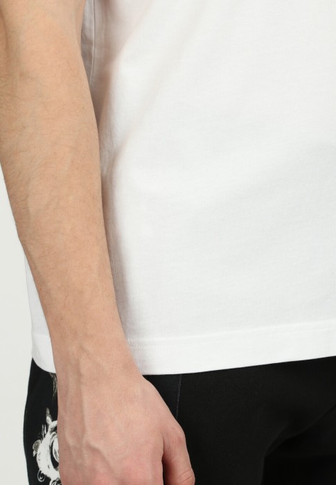 футболка  из проверенных материалов спереди