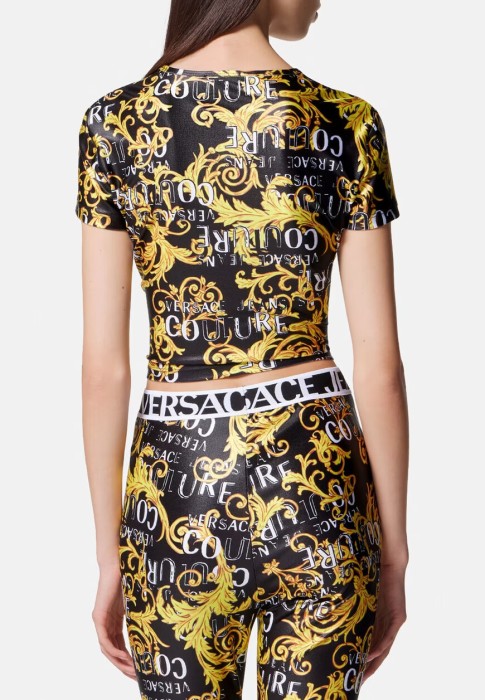 футболка  от бренда versace jeans couture вид слева