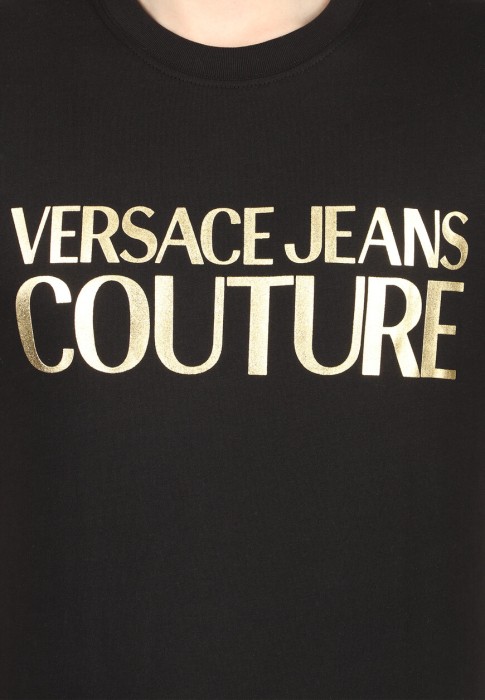 Товар черного цвета с внутренней стороны