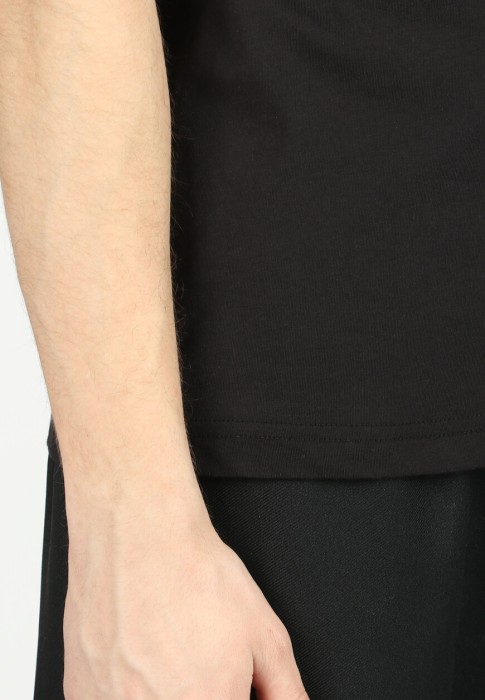 футболка  из проверенных материалов спереди