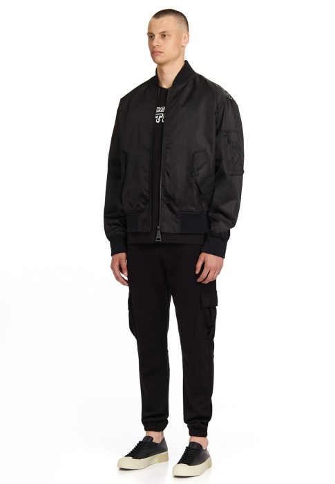 футболка  по цене 16030 руб вид справа