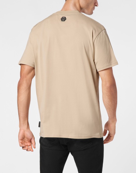 футболка  из америки вид сбоку