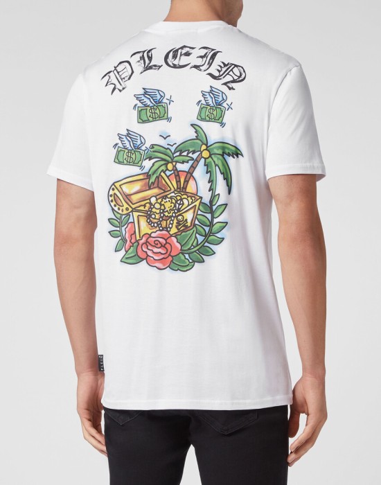 футболка  из америки вид сбоку