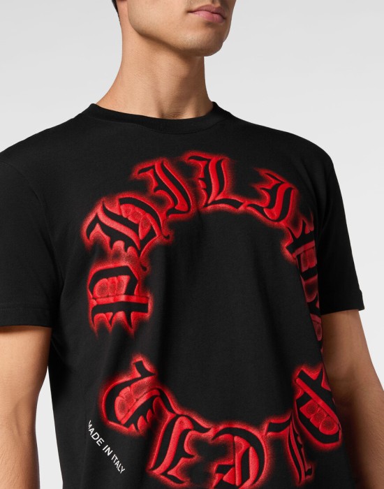 футболка  из проверенных материалов спереди