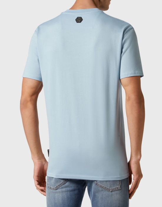 футболка  из америки вид сбоку