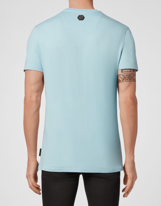 футболка  из америки вид сбоку