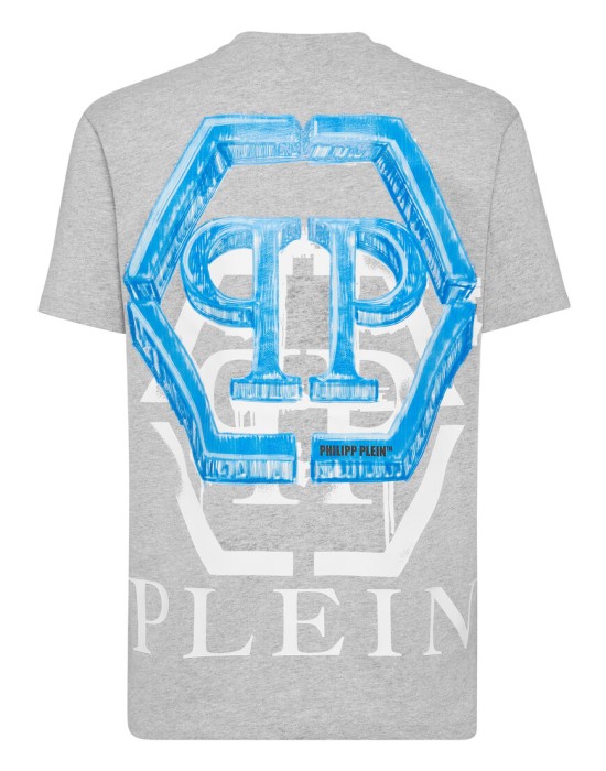 футболка  из америки вид сбоку