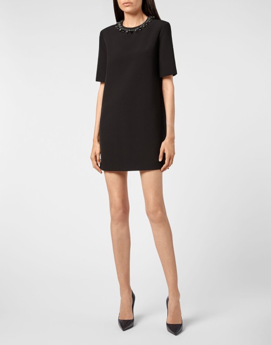 Товар черного цвета с внутренней стороны