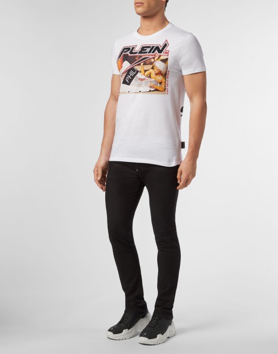 футболка  из проверенных материалов спереди