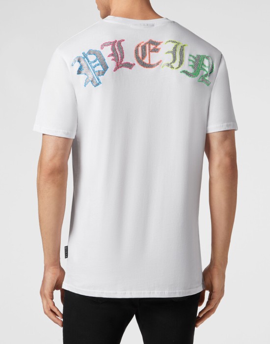 футболка  из америки вид сбоку