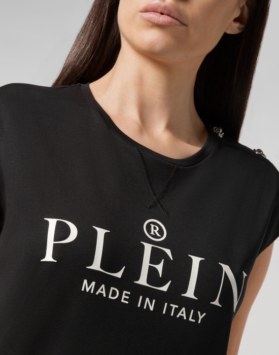 футболка  из проверенных материалов спереди