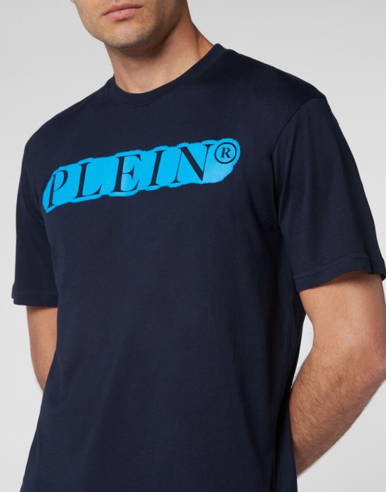 футболка  из проверенных материалов спереди