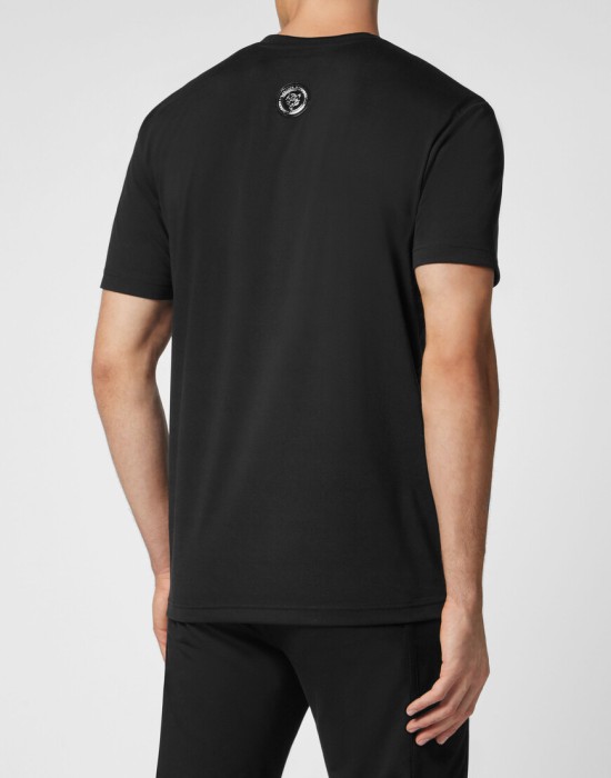 футболка  из италии вид сбоку