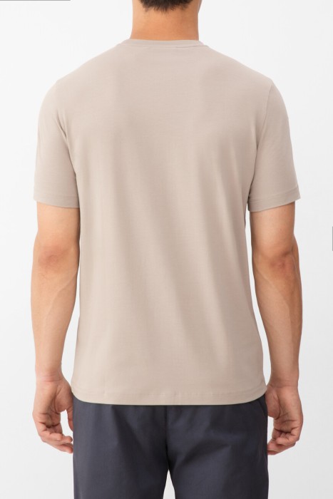 футболка  от бренда corneliani вид слева