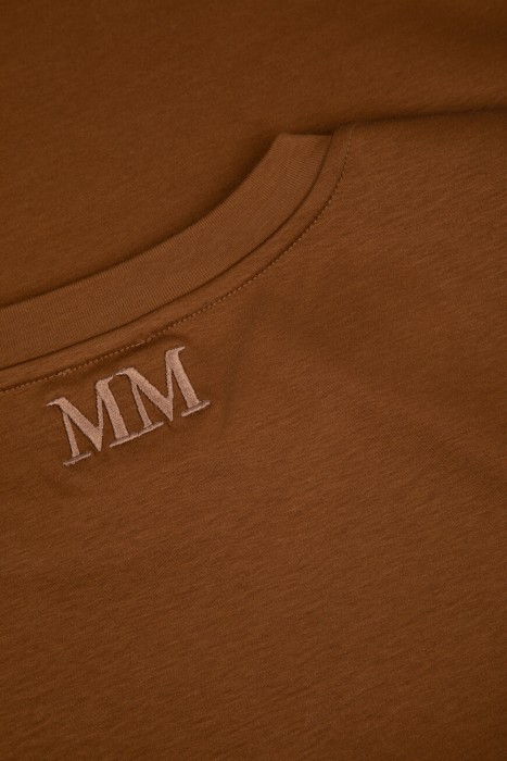 футболка  универсального стиля с лицевой стороны