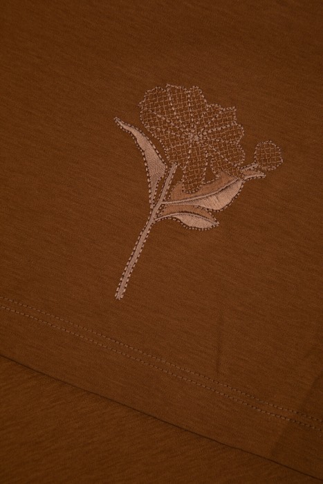 футболка  для взрослого возраста с изнаночной стороны