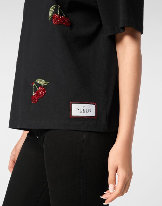 футболка  из америки вид сбоку