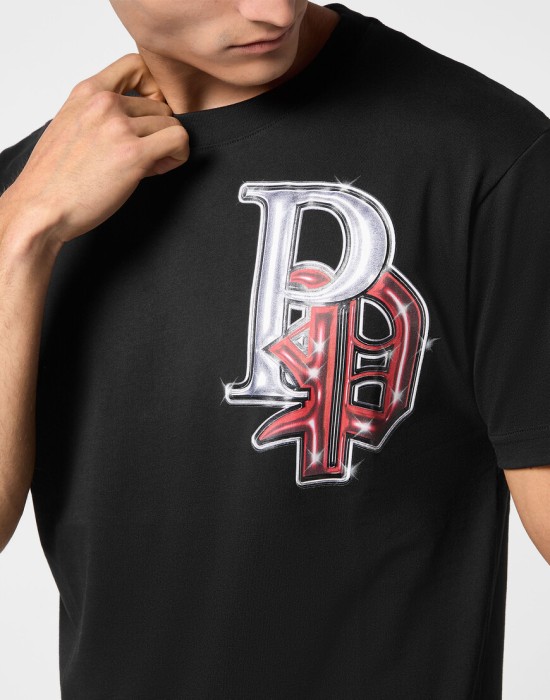 футболка  из проверенных материалов спереди