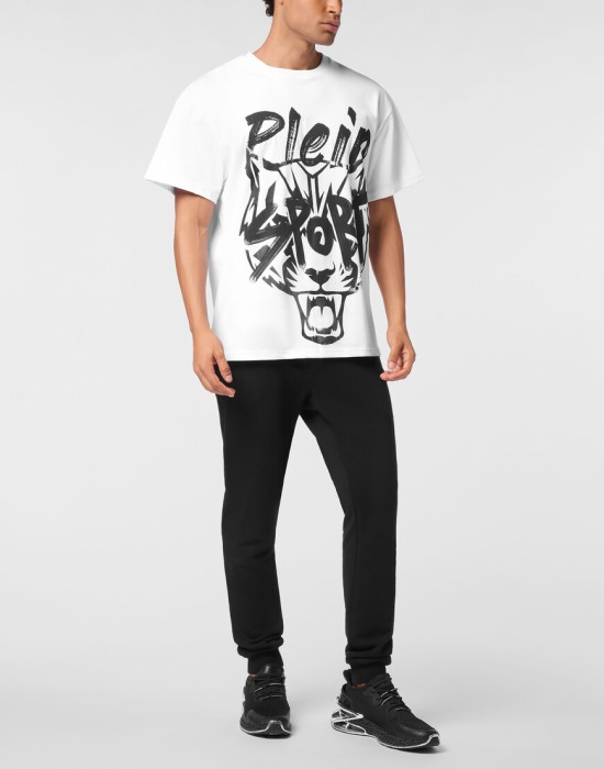 Товар белого цвета с внутренней стороны