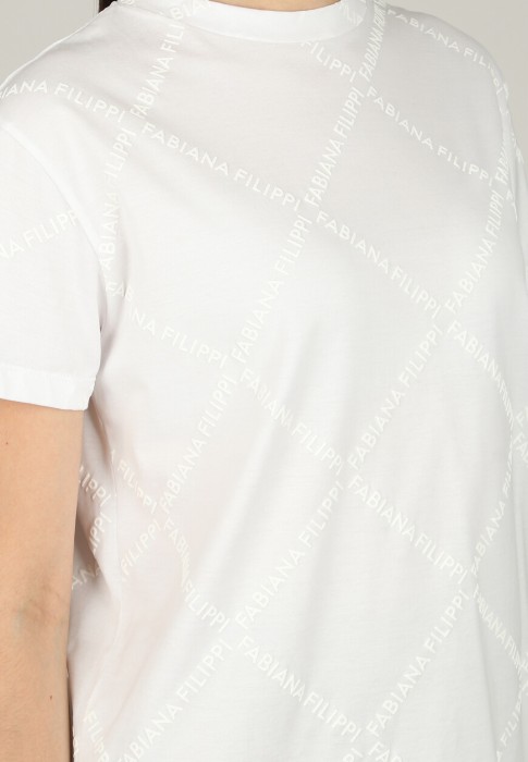 футболка  из проверенных материалов спереди