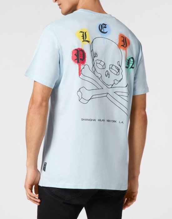 футболка  из америки вид сбоку