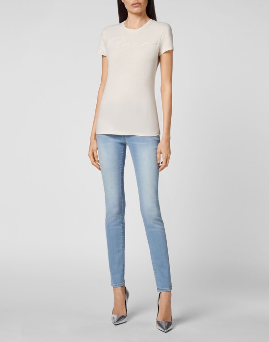 футболка  по цене 31202 руб вид справа