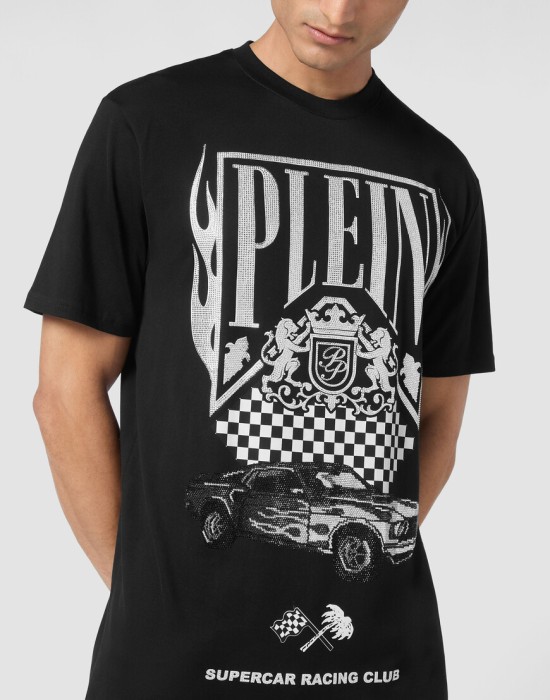 футболка  из америки вид сбоку