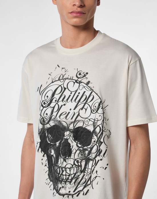 футболка  из проверенных материалов спереди