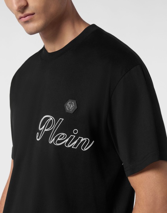 футболка  из америки вид сбоку