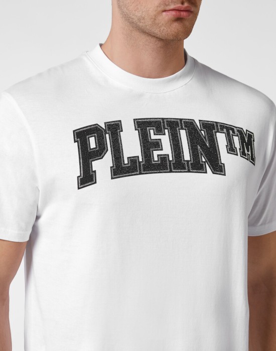 футболка  из америки вид сбоку