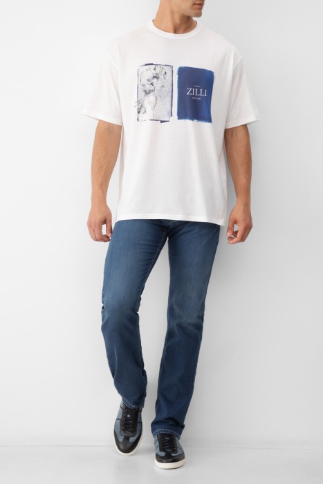 Товар белого цвета с внутренней стороны