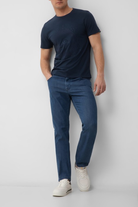 Товар синего цвета с внутренней стороны