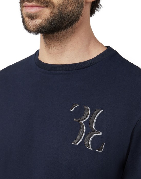 Товар синего цвета с внутренней стороны