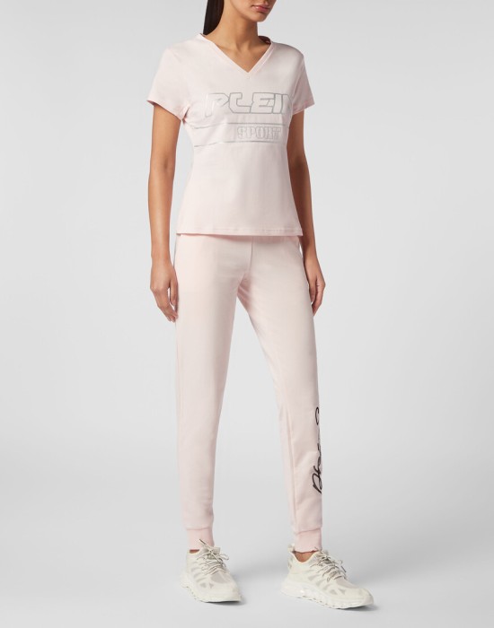 Товар розового цвета с внутренней стороны