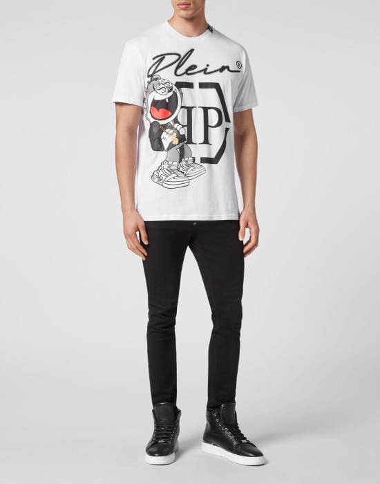 Товар белого цвета с внутренней стороны